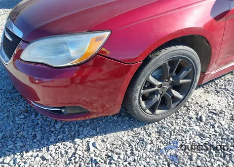 2014 Chrysler 200 Limited z USA, uszkodzony, nr VIN 1C3CCBCG8EN176785